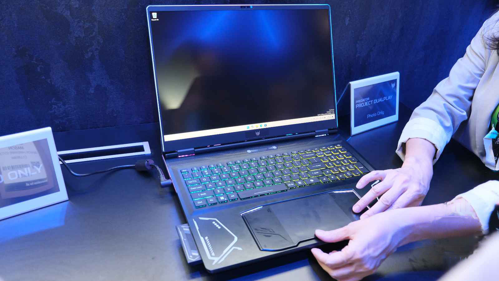 Acer вставляет контроллер в свой игровой ноутбук, и мы за это