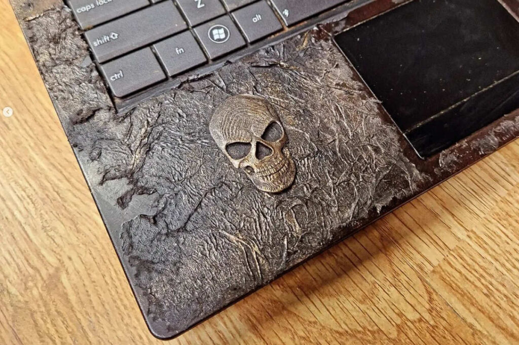 Модификация в стиле Elden Ring вдохнула новую жизнь в старый ноутбук Asus