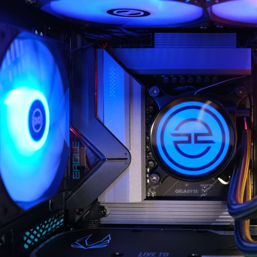 Обзор PCSpecialist Nebula Supreme R: Arrow Lake попадает в цель